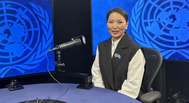 Гулисхан Нахбаева, Директор Научно-исследовательского центра «Молодежь» Министерства культуры и информации Республики Казахстан. 